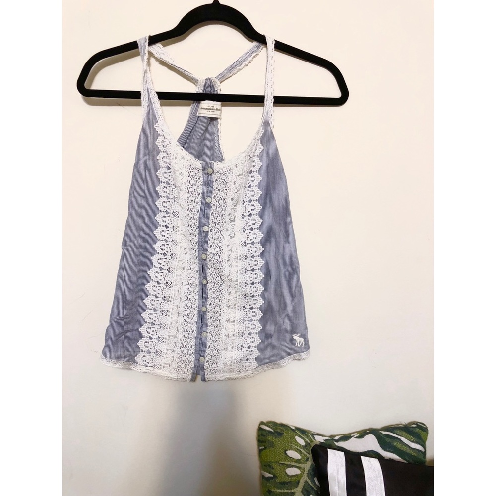 ❌ SOLD ❌ Abercrombie Striped Tank (M)